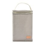 La pochette repas isotherme Béaba gris perle garde biberons et petits pots au frais ou au chaud. Compacte, légère et résistante, idéale en déplacement !